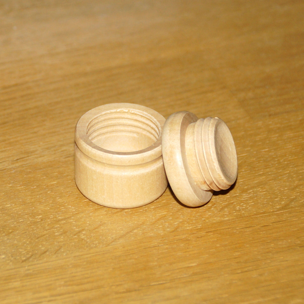 Zahndose aus Holz