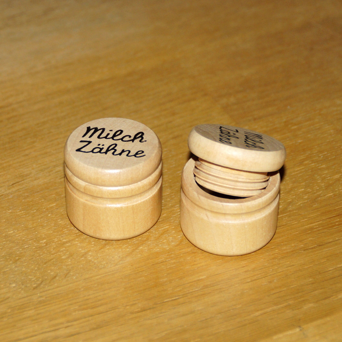Zahndose aus Holz
